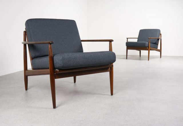 Arne Vodder style - easy chairs 1