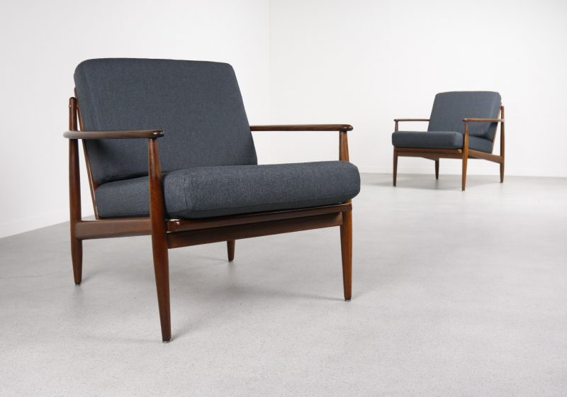 Arne Vodder style - easy chairs 1