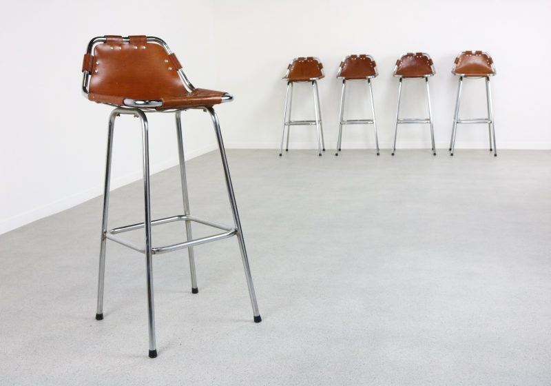 Charlotte Perriand - Les Arcs ski resort leather bar stools - Mid century French design - Vintage design lederen barkrukken 1