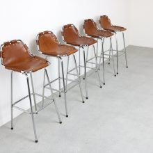 Charlotte Perriand - Les Arcs ski resort leather bar stools - Mid century French design - Vintage design lederen barkrukken 6