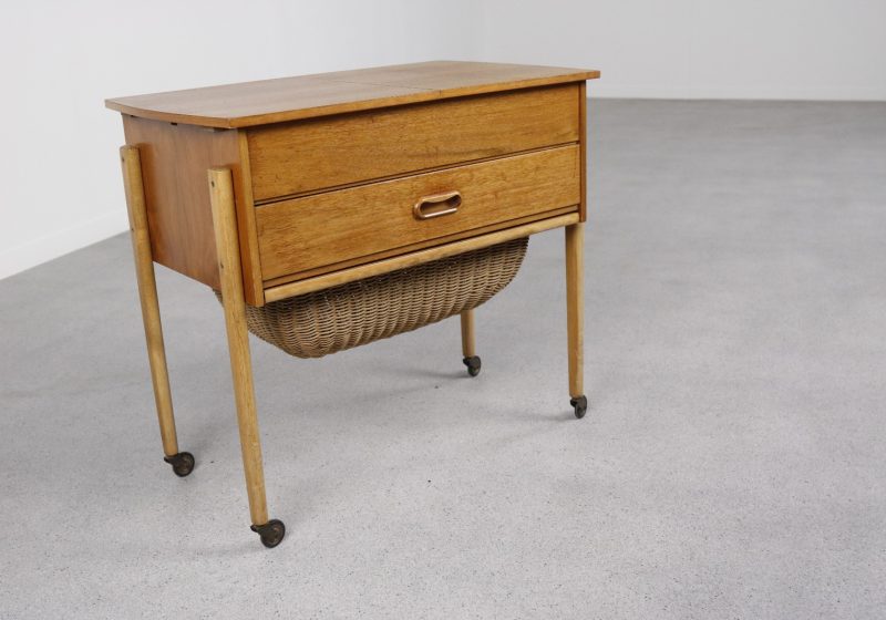 Danish sewing table 1