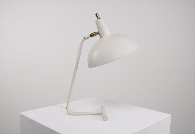 J Hoogervorst - Anvia Almelo desk lamp 1