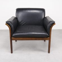 Danish design - leather lounge chair 2