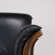 Danish design - leather lounge chair 5