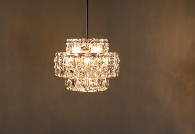 Large glass Kinkeldey chandelier 5