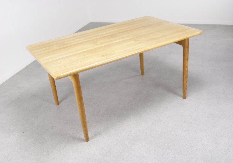 Niels Otto Møller - J L Møller dining table 1