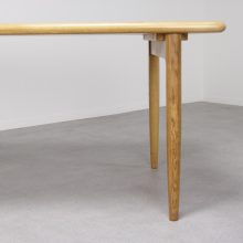 Niels Otto Møller - J L Møller dining table 3