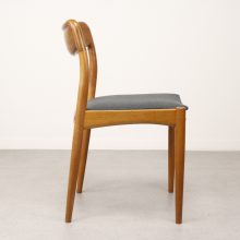 Johannes Andersen - Uldum mobelfabrik mid century Danish dining chairs - vintage design Deense eetkamerstoelen 2