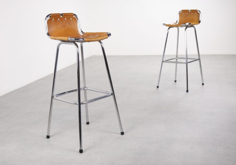 Charlotte Perriand - Les Arcs mid century leather bar stools French - vintage design barkruk 1