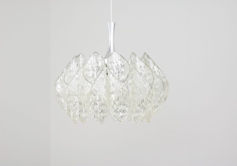 Mid century Lucite ice glass hanging lamp - German design - Vintage plexiglas hanglamp 1960s 1