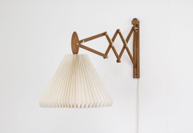 Erik Hansen - La Klint 334 : 335 - Mid century Danish scissor wall lamp in teak 1950s - Vintage Deens design schaar wandlamp 1