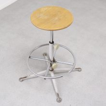 Friso Kramer - Ahrend de Cirkel - Mid century Dutch design industrial stool - Vintage industriele atelier kruk 1950s 3