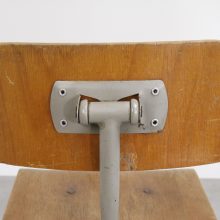 Early 1950s Dutch design Ahrend de Cirkel industrial plywood working stool - Vroege Nederlandse industriele werkkruk 7