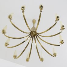 Large Brass 12 arm chandelier by Stilnovo Italy 1960s opaline shades - Mid century Italian lighting - Vintag Italiaanse kroonluchter 4