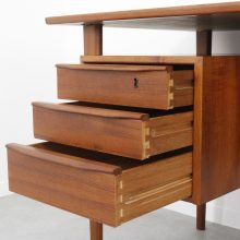 Peter Løvig Nielsen - Lovig Dansk 1960s - Mid century solid teak Danish free standing writing desk - Vintage Deens design massief teak bureau 10