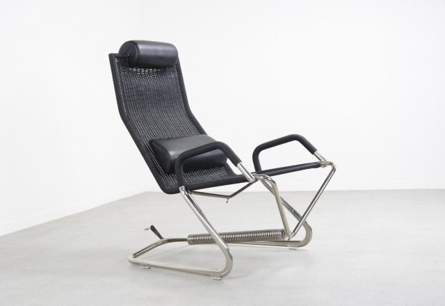 Jean Prouvé - Tecta Germany D36 Floating Chair - Mid century French design lounge chair 1990s 1