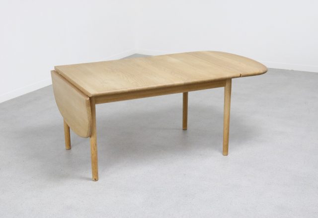 Hans J Wegner drop leaf coffee table Getama 1960s - Mid century Danish design 1