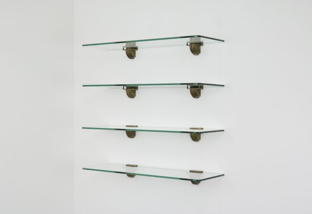 Vintage Peter Ghyczy Pioneer Series R07 shelfs in Brass - Mid century Dutch design wall shelf - Glazen messing boekenplank 7