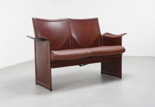 Tito Agnoli Matteo Grassi Korium 2 seater sofa in red leather, Italy 1970s - Mid century Italian design seating 1