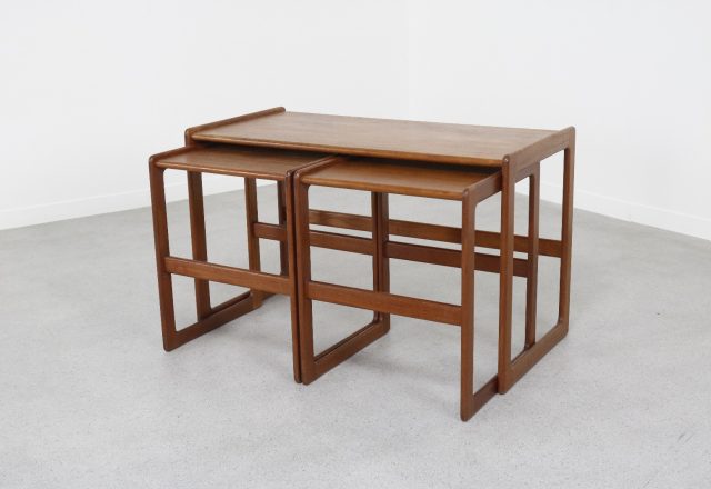 Arne Hovmand Olsen - Mogens Kold 1960s Mid century Danish teak mini set nesting tables - Vintage Deense bijzettafels 6