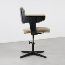 Friso Kramer Resort swivel office chair - Ahrend de Cirkel 1960s 1970s - Mid century Dutch design desk chair - Vintage design industriele bureaustoel 3