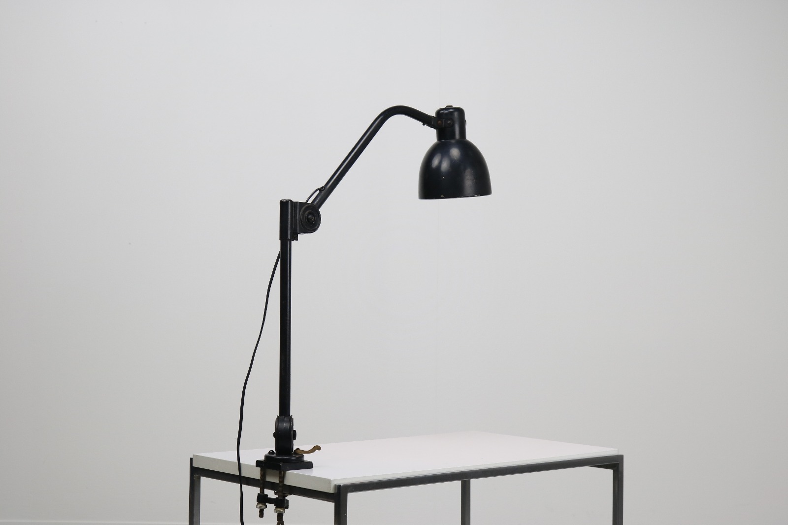 H. Busquet – Hala Zeist 'Model 122' table lamp – Studio Alium