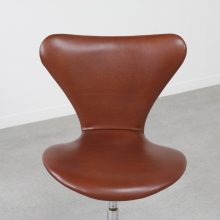 Vintage 3117 serie 7 office chair by Arne Jacobsen Fritz Hansen in leather Denmark 1980s - Vintage Deense vlinderstoel bureaustoel 2