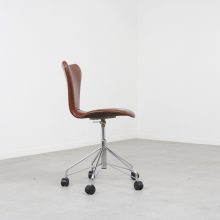 Vintage 3117 serie 7 office chair by Arne Jacobsen Fritz Hansen in leather Denmark 1980s - Vintage Deense vlinderstoel bureaustoel 6