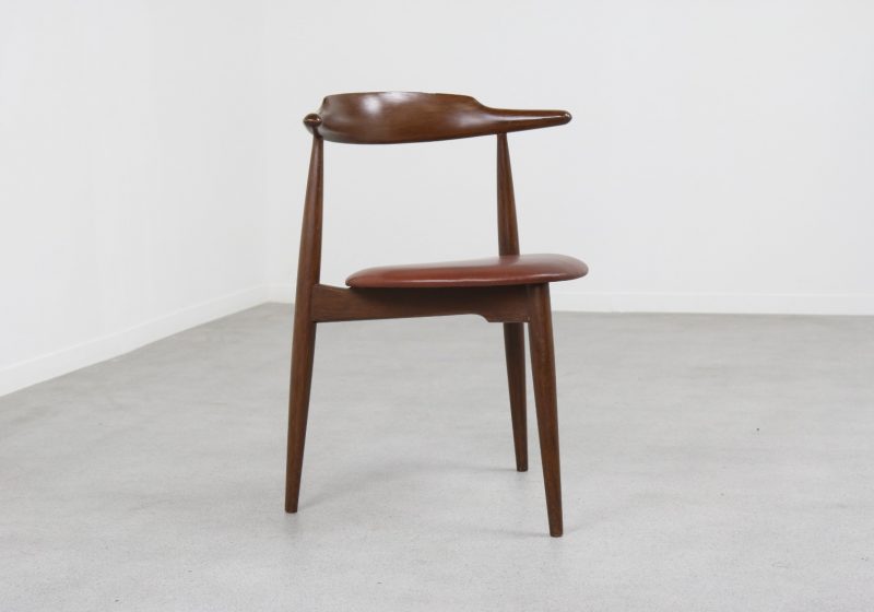 Vintage Hans J Wegner \\'Heart\\' chair Fritz Hansen - stained oak & leather Denmark 1950s - Mid century Danish leather dining chair 5