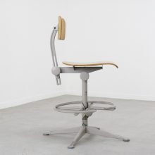 Friso Kramer Ahrend de Cirkel Reply drafting stool - Vintage Industriële tekenstoel atelierstoel 1960s 6