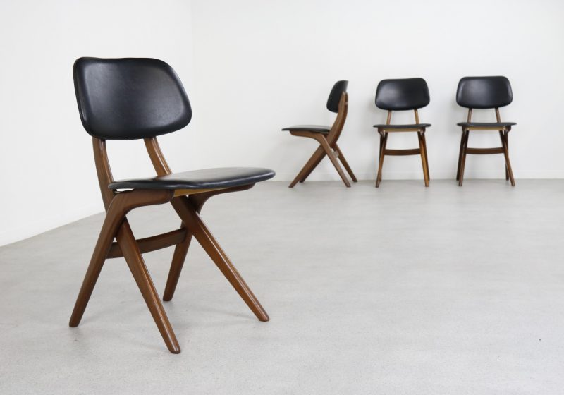 Louis van Teeffelen Webe - Mid century Dutch design scissors dining chairs skai teak 1950s 1960s - Vintage Nederlands design eetkamerstoelen 1