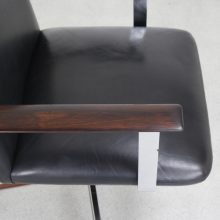 Mid century Scandinavian rosewood & leather executive office chair in the manner of Arne Vodder 1960s 5