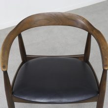 Illum Wikkelsø armchair for Niels Eilersen 1950s 1960s elm & leatherette - Mid century Danish chair 4