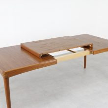 Henry W. Klein for Bramin 1960s 1970s extendable Danish dining table teak 8