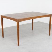 Henry W. Klein for Bramin 1960s 1970s extendable Danish dining table teak 9