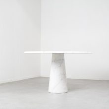 Mid century round Italian Carrara marble dining table in the manner of Angelo Mangiarotti 1970s Skipper Eros style 1