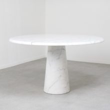 Mid century round Italian Carrara marble dining table in the manner of Angelo Mangiarotti 1970s Skipper Eros style 3