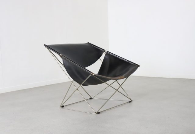 Early vintage Pierre Paulin F675 Butterfly lounge chair for Artifort nickeled frame black leather 1st edition 1960s 1963 1