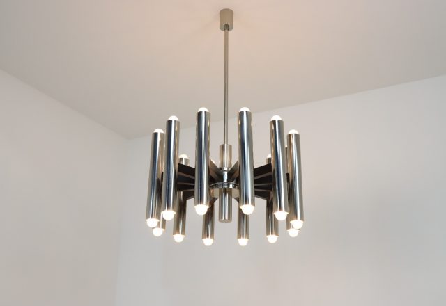 Large mid century chandeliers in the manner of Sciolari 1960s 1970s - Grote vintage design kroonluchters 1