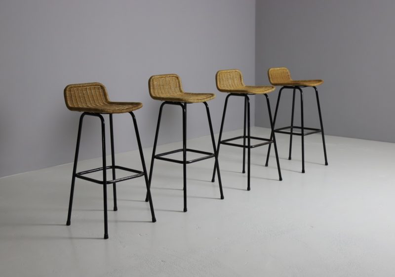 Dirk van Sliedregt - Rohe Noordwolde vintage Nederlands design barkrukken - mid century Dutch design wicker bar stools 1960s 3