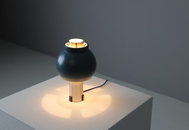 Vintage industrial Dutch design mushroom table lamp in the manner of Anvia Almelo 1950s 1