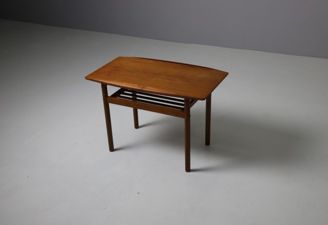 Grete Jalk vintage coffee table in teak by Poul Jeppesen Denmark 1960s 1