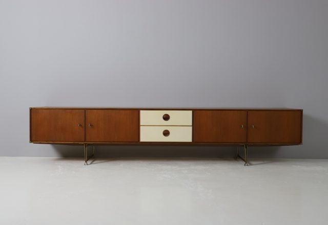 Rare William Watting Wim Crouwel low sideboard by Fristho Franeker in teak & brass, 1954 1950s Vintage modernist Dutch design 1