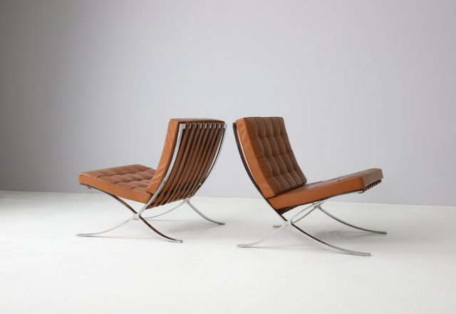 Vintage pair cognac leather Barcelona lounge chairs by Ludwig Mies van der Rohe for Knoll International 1990s 1