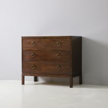 Early Fritz Hansen chest of drawers in brass and lacquered mahogany 1940s vintage Danish design cabinet 7