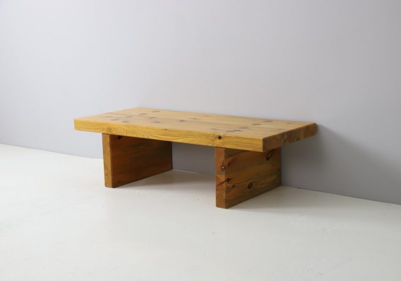 Roland Wilhelmsson Bamse bench or coffee table in solid pine by Karl Andersson & Söner Sweden 1977 vintage Swedish design 1970s 8