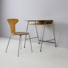 Arne Jacobsen rare original Munkegaard school desk + chair for Fritz Hansen vintage 1955 1950s 8