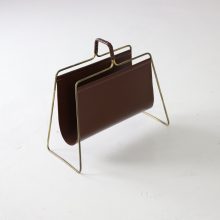 Carl Auböck vintage magazine rack in patinated brass & leather for Illums Bolighus Denmark 1950s mid century Austrian Danish design magazine holder 2