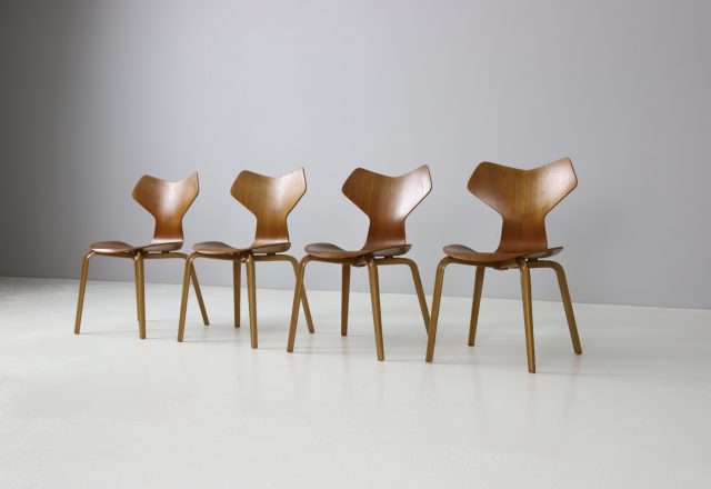 Early set Arne Jacobsen vintage 3130 Grand Prix chairs in teak and beech for Fritz Hansen 1957 mid century Danish design 1950s 1