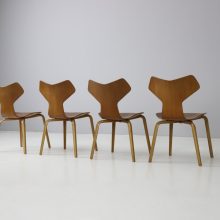 Early set Arne Jacobsen vintage 3130 Grand Prix chairs in teak and beech for Fritz Hansen 1957 mid century Danish design 1950s 4